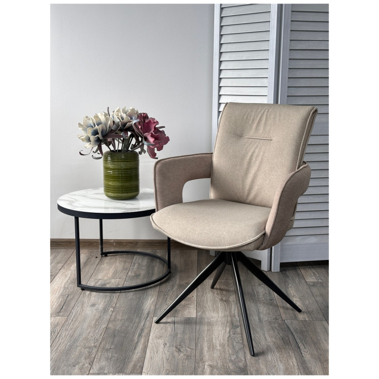 KINNET 360 поворотный стул с подлокотниками в тканевой обивке, цвет бежевый MOHAIR-110 / CASTEL-15 / Тем.-серый каркас, ®DISAUR