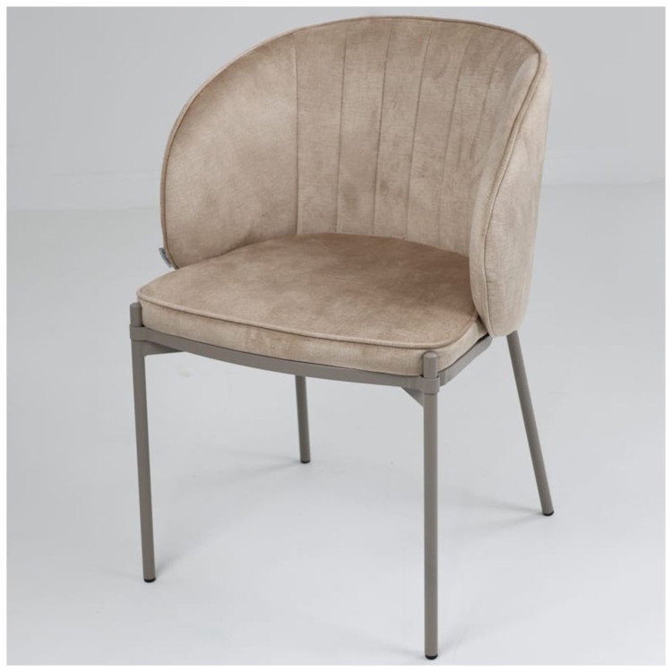 DIANA стул на металлическом каркасе латте, с обивкой тканью велюр, цвет бежевый (VBP-207)