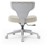 Компьютерные кресла Кресло гибридной посадки FoxGear SHORTZ Fabric, размер 2 (с ноутбучным столиком), светло-серый